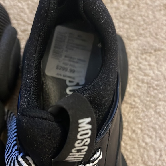 Moschino snickers - Picture 2 of 4